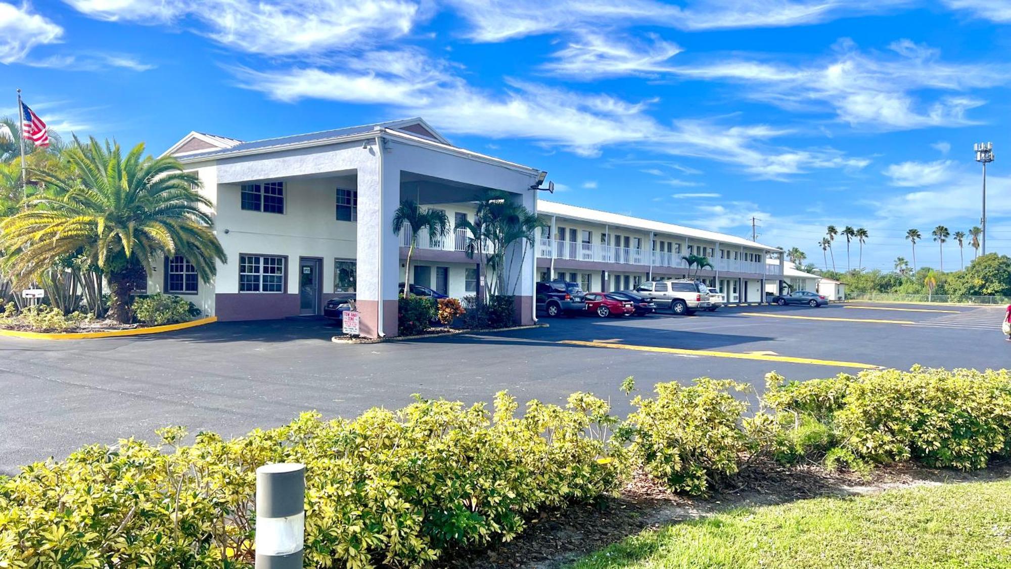 Flamingo Motel Okeechobee Exterior photo